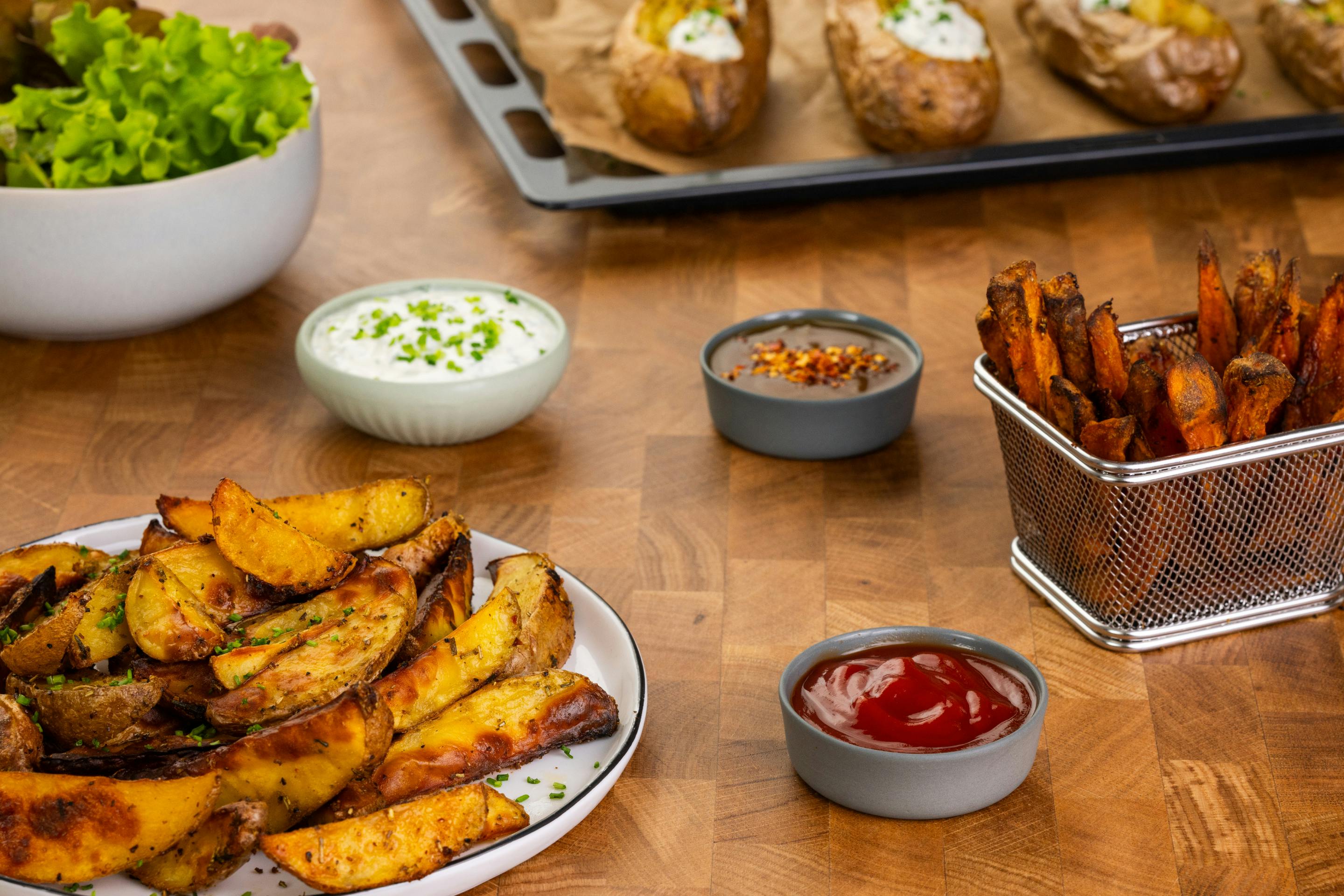 Knusprige Kartoffel Wedges Mit Sour Cream